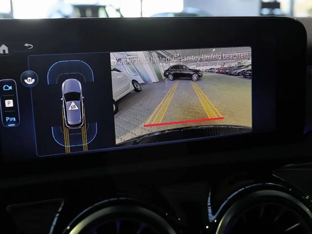 Mercedes-Benz A 200 AMG Line