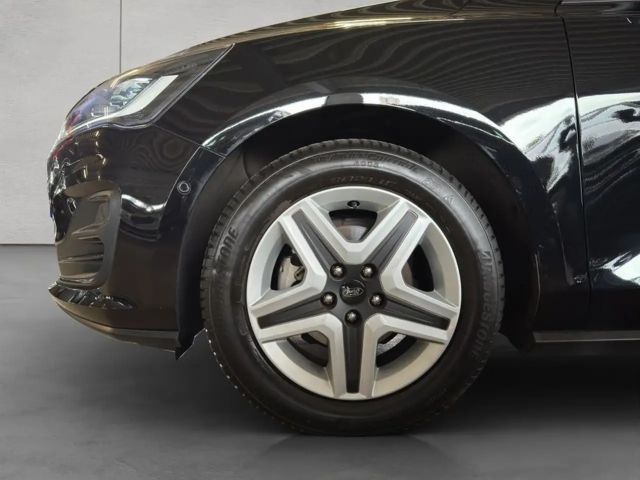 Ford Focus Cool & Connect EcoBoost Wagon