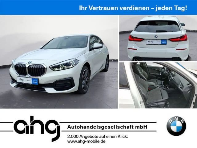 BMW 118 118i Sedan Sport Line