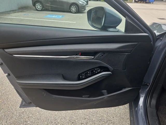 Mazda 3 SkyActiv e-Skyactiv