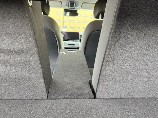 Hyundai Kona 64 kWh Electric