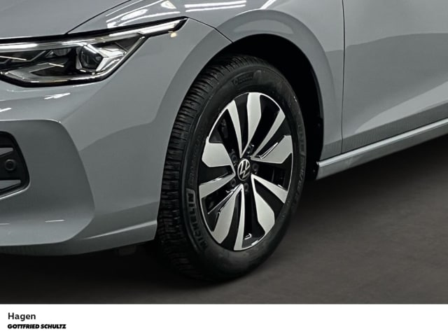 Volkswagen Golf 1.5 TSI Golf VIII