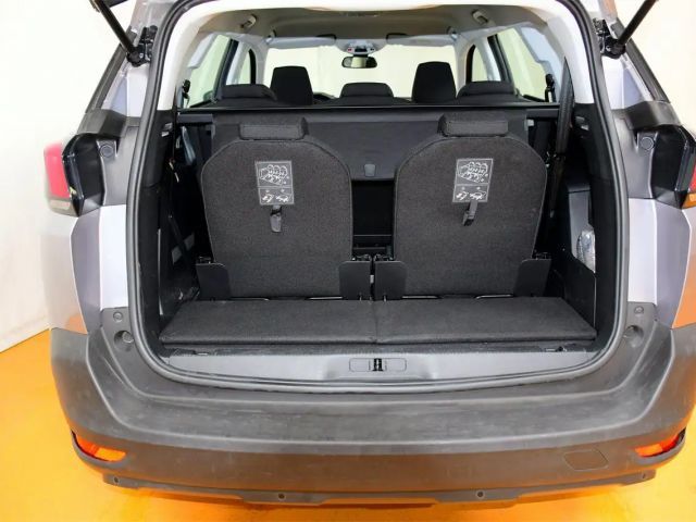 Peugeot 5008 Active Pack BlueHDi EAT8