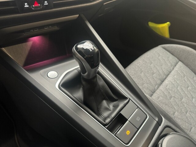 Volkswagen Golf 1.5 TSI Golf VIII Move