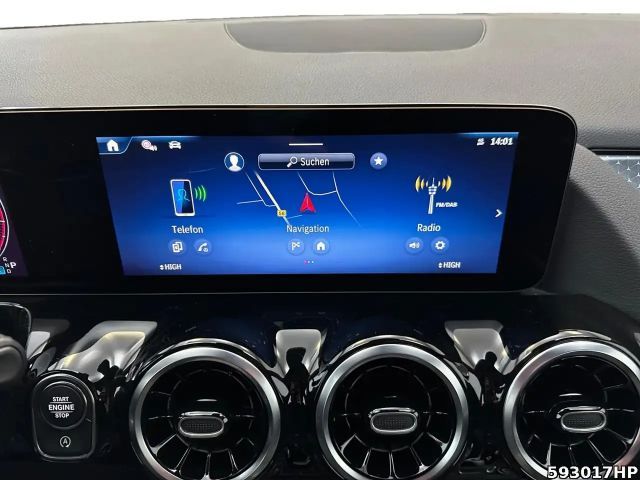 Mercedes-Benz GLA 200 Progressive