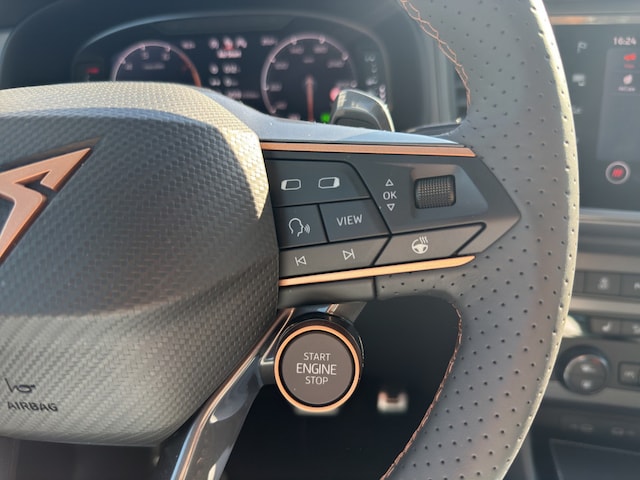 Cupra Ateca Ateca  PDC SHZ KAMERA NAVI AHK ACC FACEL. LED