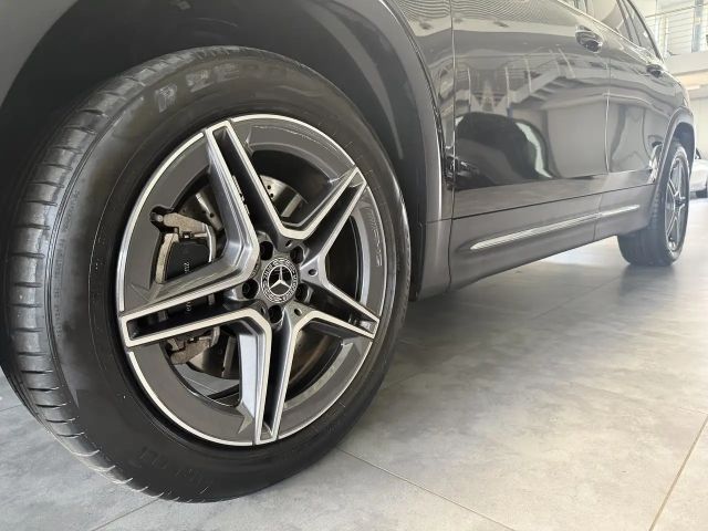 Mercedes-Benz GLB 250 4MATIC AMG Line Premium