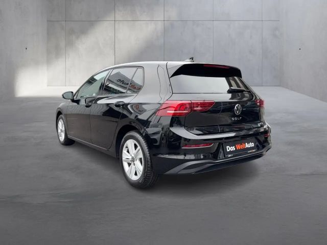 Volkswagen Golf DSG Life