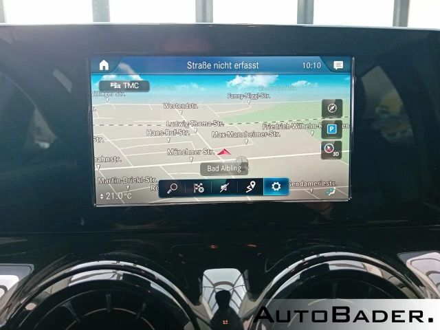Mercedes-Benz GLA 180 GLA 180 7G MBUX Park-Spur-Pkt RF-Kamera DAB Shz