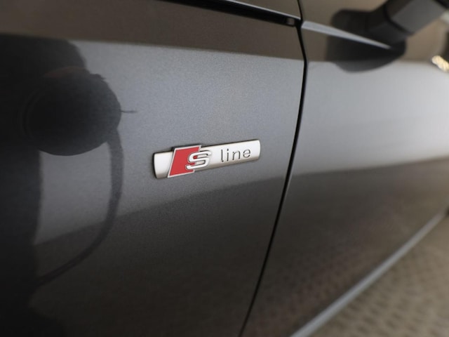 Audi A4 40 TFSI Avant Quattro S-Tronic