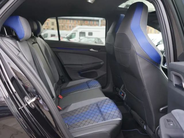 Volkswagen Golf 2.0 TSI Golf VIII