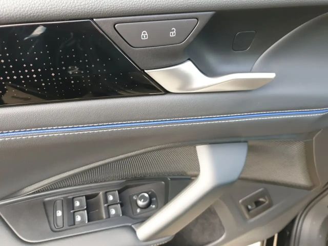 Volkswagen Tiguan 2.0 TDI R-Line