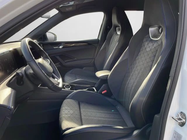 Volkswagen Tiguan 1.5 TSI DSG R-Line