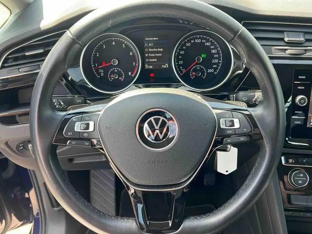 Volkswagen Touran 1.5 TSI DSG Highline