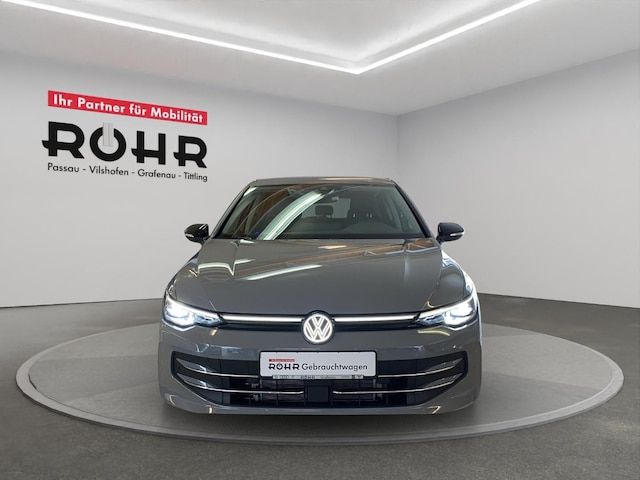 Volkswagen Golf 1.5 TSI BMT Golf VIII