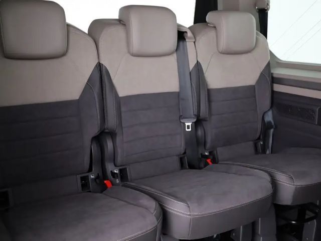 Volkswagen Multivan Style T7 eHybrid