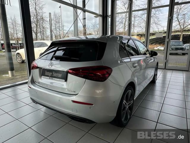 Mercedes-Benz A 220 4MATIC Progressive