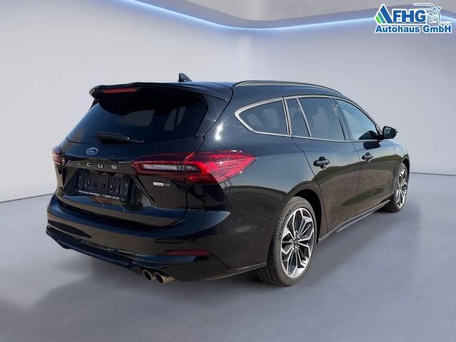 Ford Focus EcoBoost ST Line Style Wagon