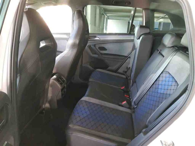 Volkswagen Tiguan *Sonderleasing! Akrapovic Matrix DCC ACC Sitzh