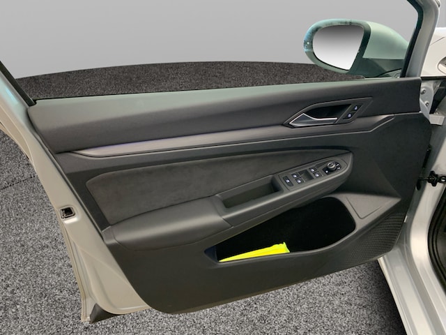 Volkswagen Golf 1.5 eTSI DSG Golf VIII Style