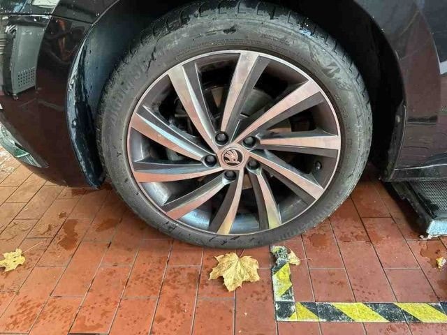 Skoda Octavia 1.4 TSI Clever Combi iV