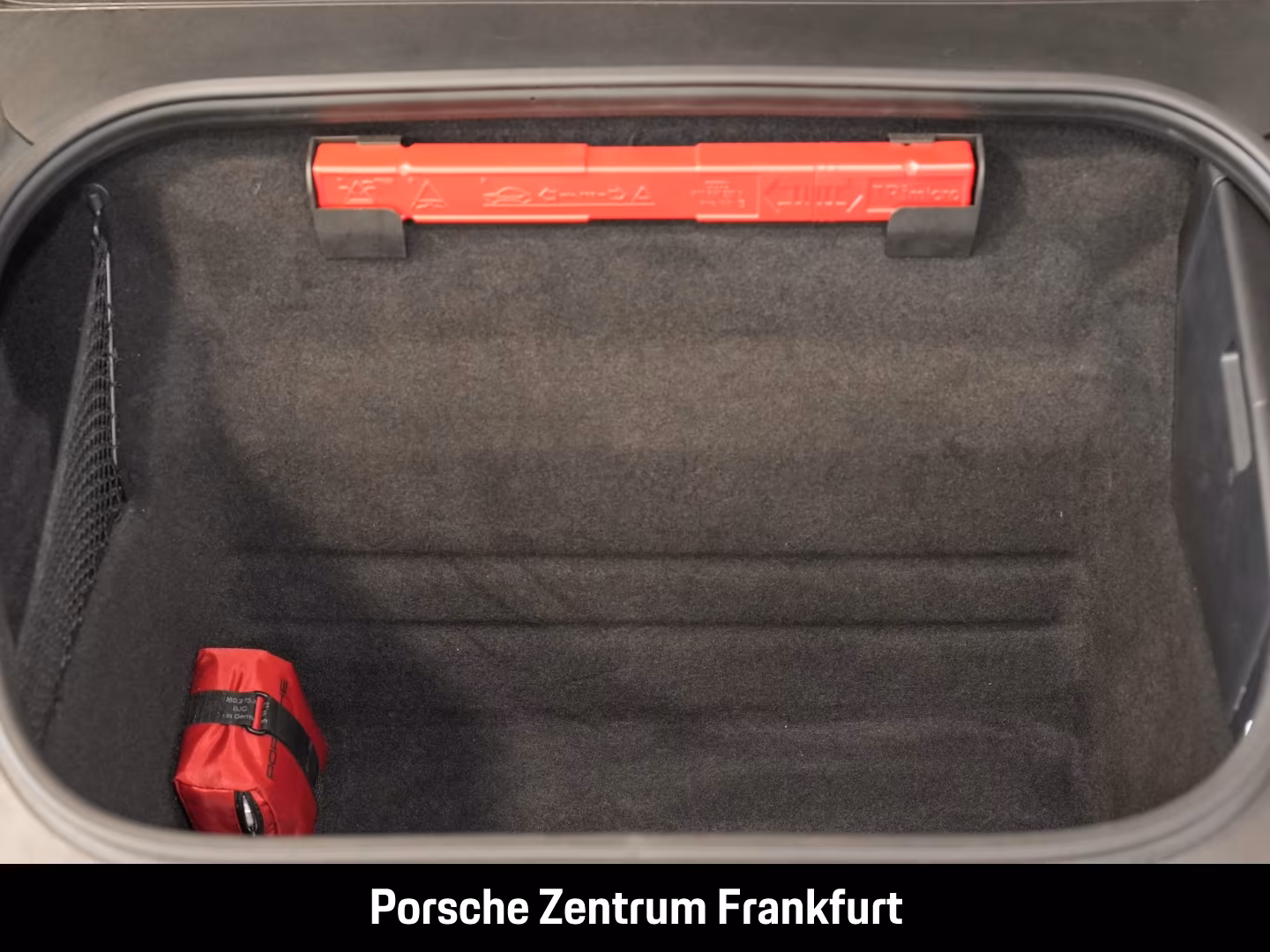 Porsche 911 4 992 Cabriolet Carrera GTS