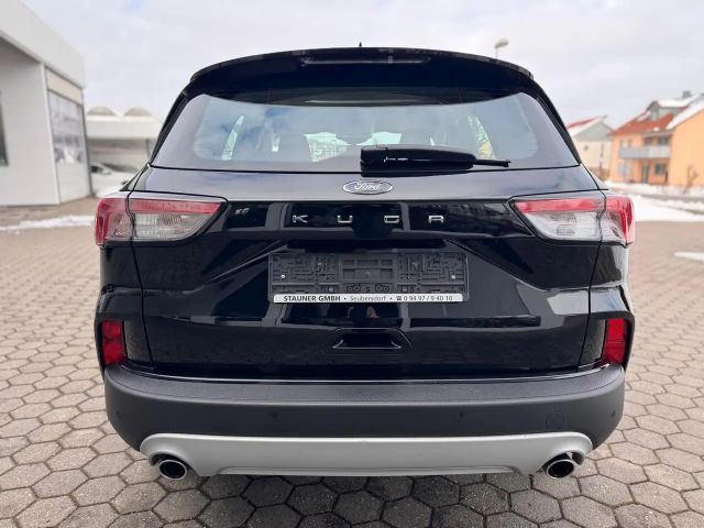 Ford Kuga Cool & Connect