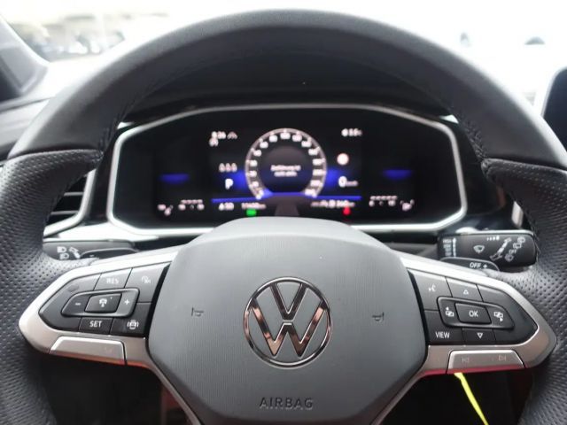 Volkswagen T-Roc 1.5 TSI DSG R-Line