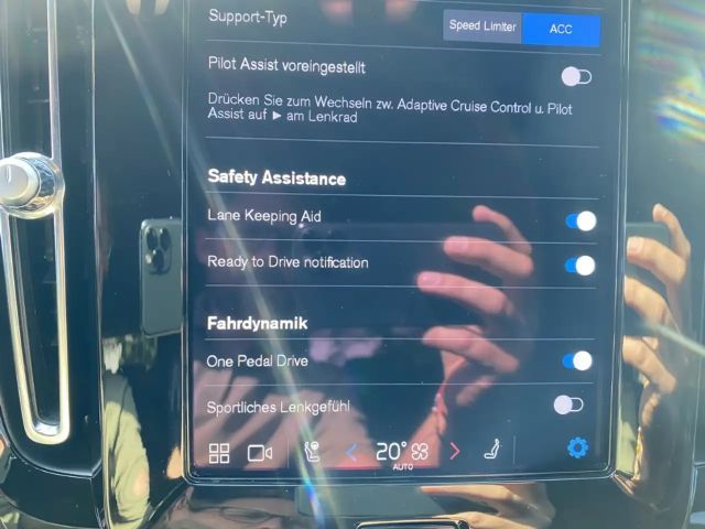 Volvo XC40 Plus Recharge