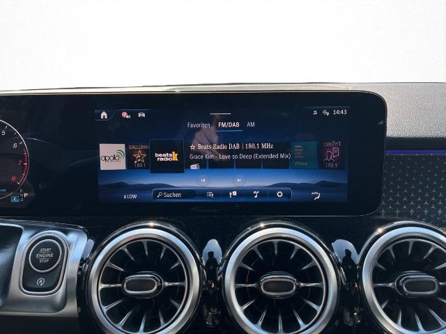 Mercedes-Benz GLB 200 