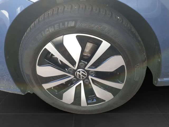 Volkswagen Golf 2.0 TDI DSG IQ.Drive Variant