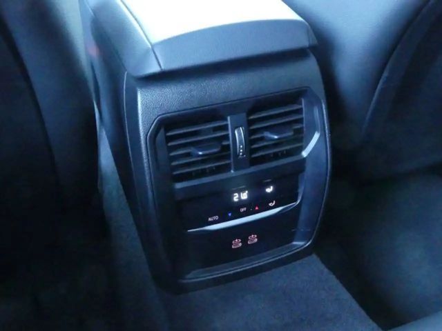 BMW 320 320d M-Sport Touring xDrive