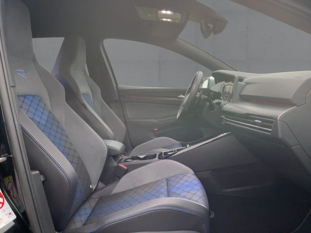 Volkswagen Golf 2.0 TSI DSG Golf VIII