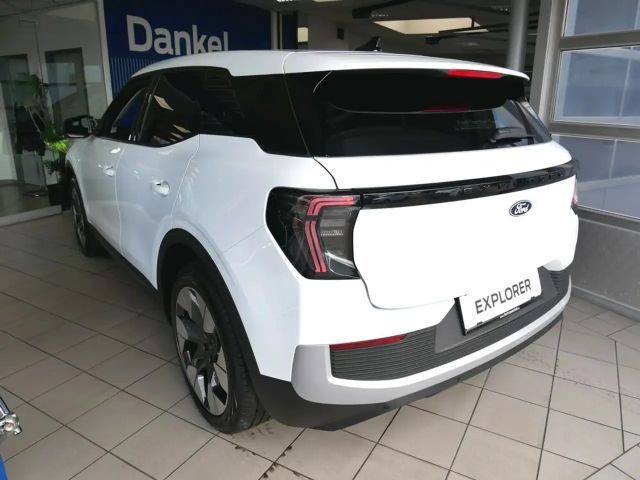 Ford Explorer EV Premium