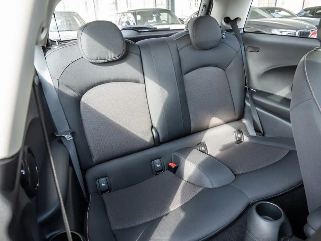 MINI Cooper Aut. SHZ KAMERA H/K NAVI HUD LED PANO