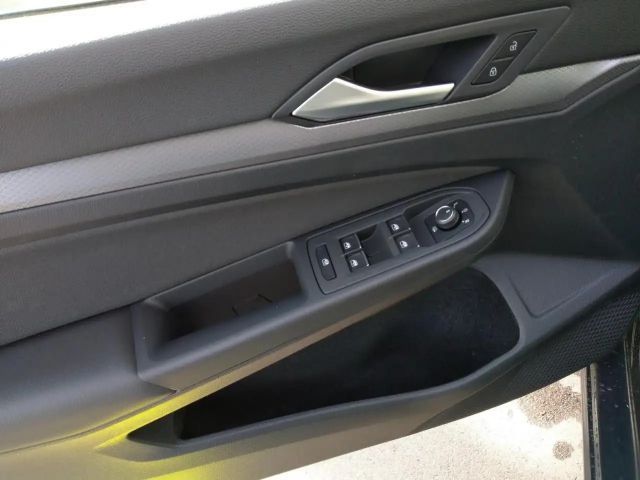 Volkswagen Golf IQ.Drive