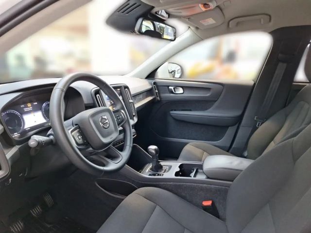 Volvo XC40 Core Momentum