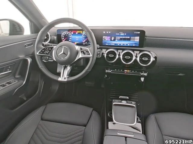 Mercedes-Benz A 180 Progressive