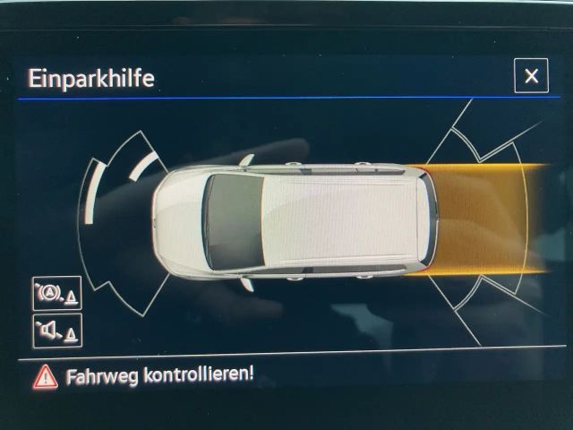 Volkswagen Touran 1.5 TSI DSG IQ.Drive