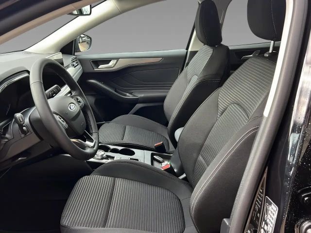 Ford Focus Titanium Wagon