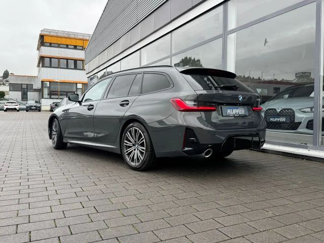BMW 320 320d M-Sport Touring