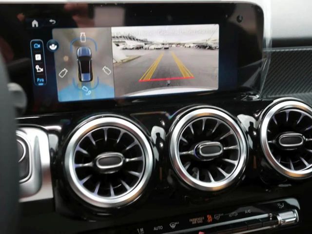 Mercedes-Benz GLB 200 AMG Line GLB 200 d