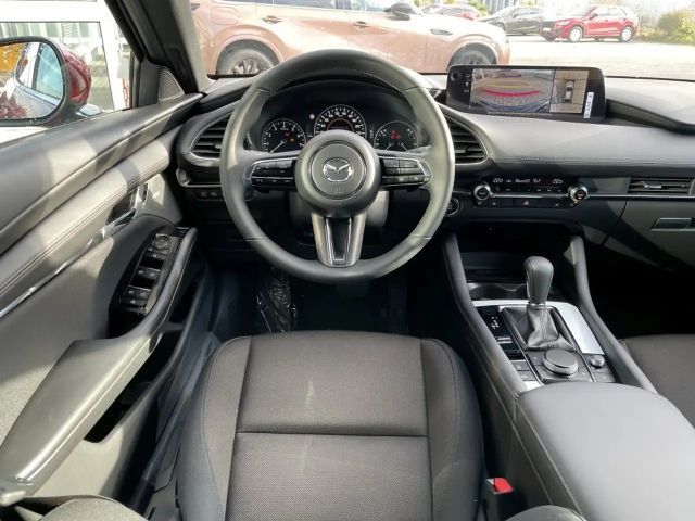Mazda 3 Exclusive-line