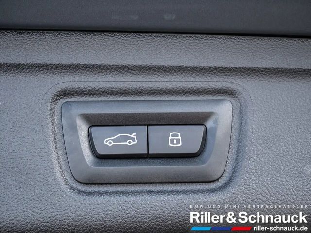 BMW 320 320i M-Sport Touring