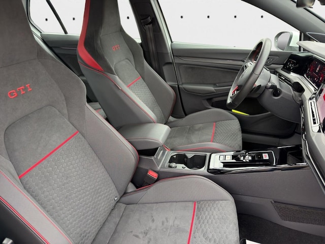 Volkswagen Golf 2.0 TSI DSG GTI