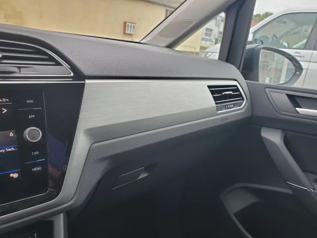 Volkswagen Touran DSG IQ.Drive R-Line