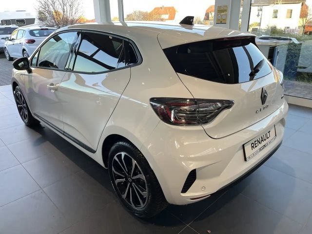 Renault Clio E-Tech Hybrid Techno