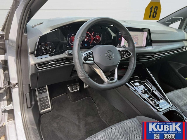 Volkswagen Golf Style