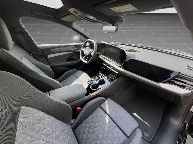 Audi A6 Quattro S-Tronic Sedan