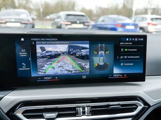 BMW 330 330e Touring xDrive